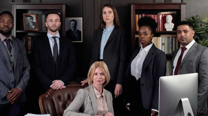 The Role of Lawyers in Society and How They Help Us